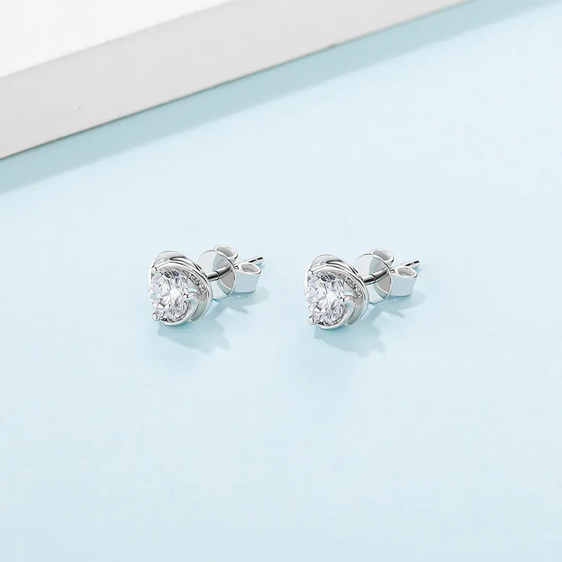 1.0CTTW D Color Total Moissanite earrings 18K White Gold Plated Stud Earrings Heart Earrings