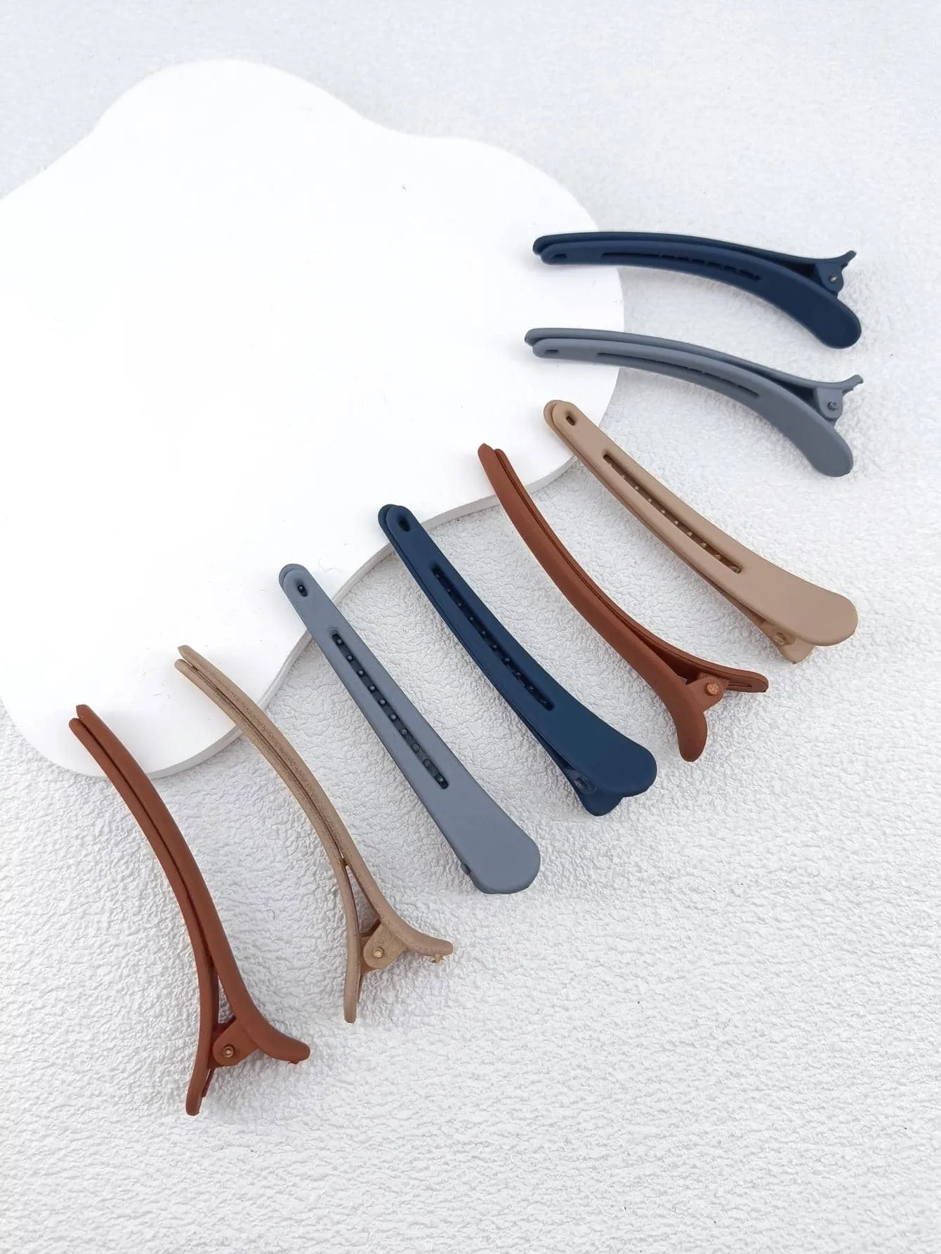 8pcs/Pack Women's Matte Plastic Alligator Clips For for Women Barrette Styling