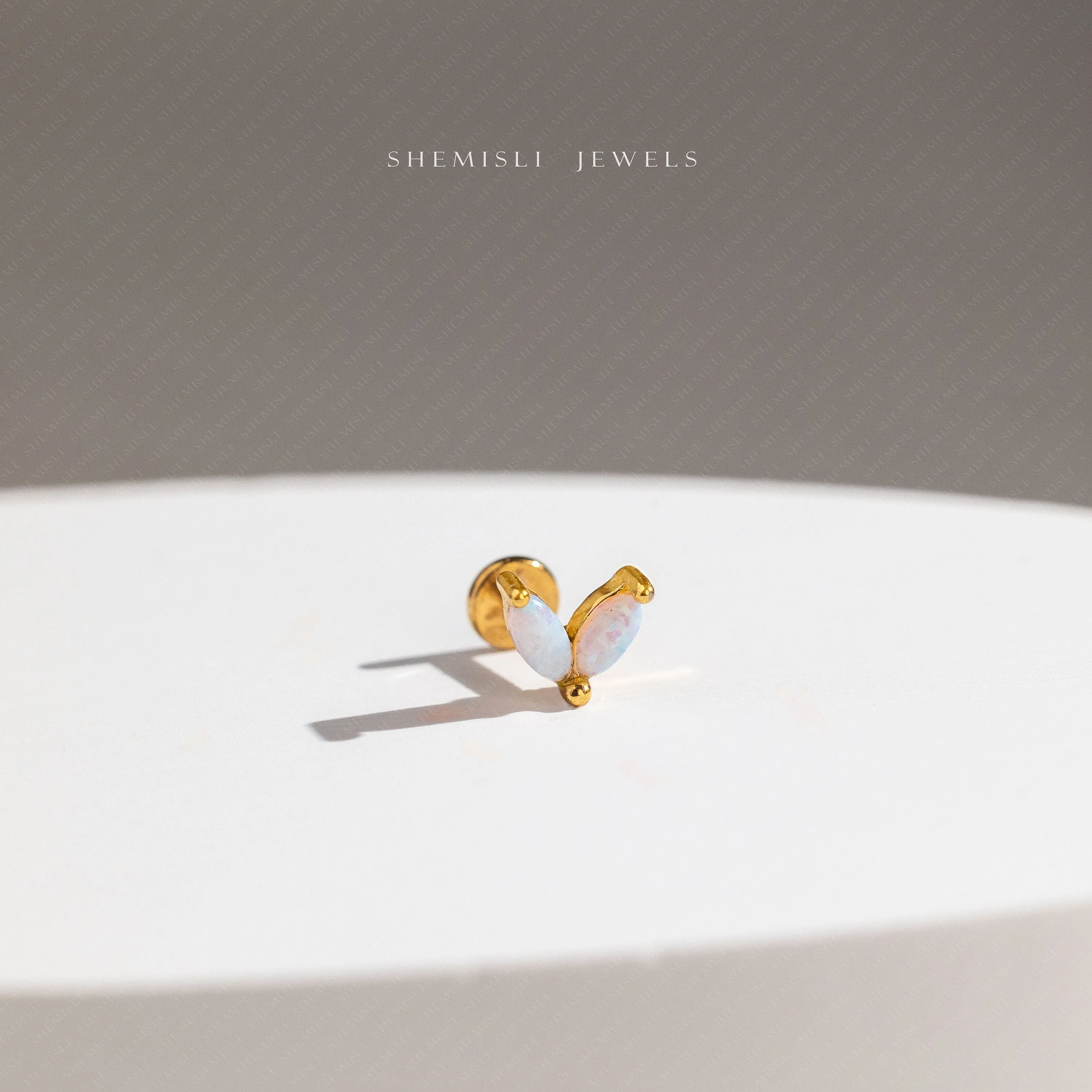 Dainty 2 leaf Opal Threadless Flat Back Lip Labret Stud, 18,16ga, 6-10mm Unisex, Surgical Steel SHEMISLI SS583