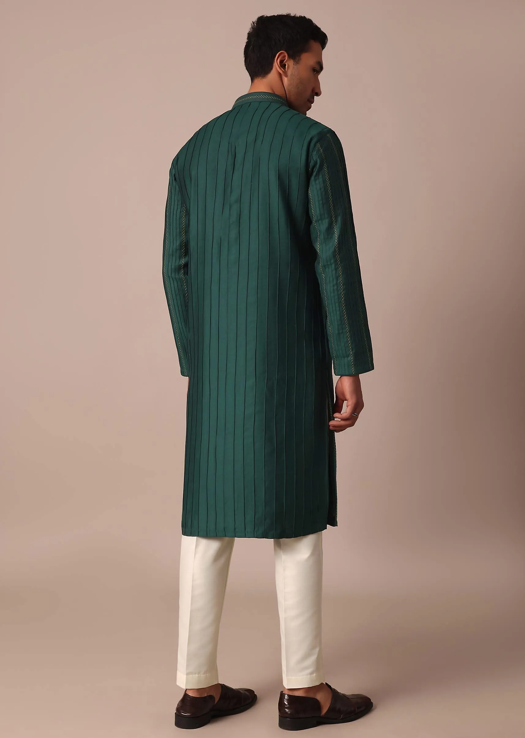Dark Green Kurta Set With Thread Embrodiery