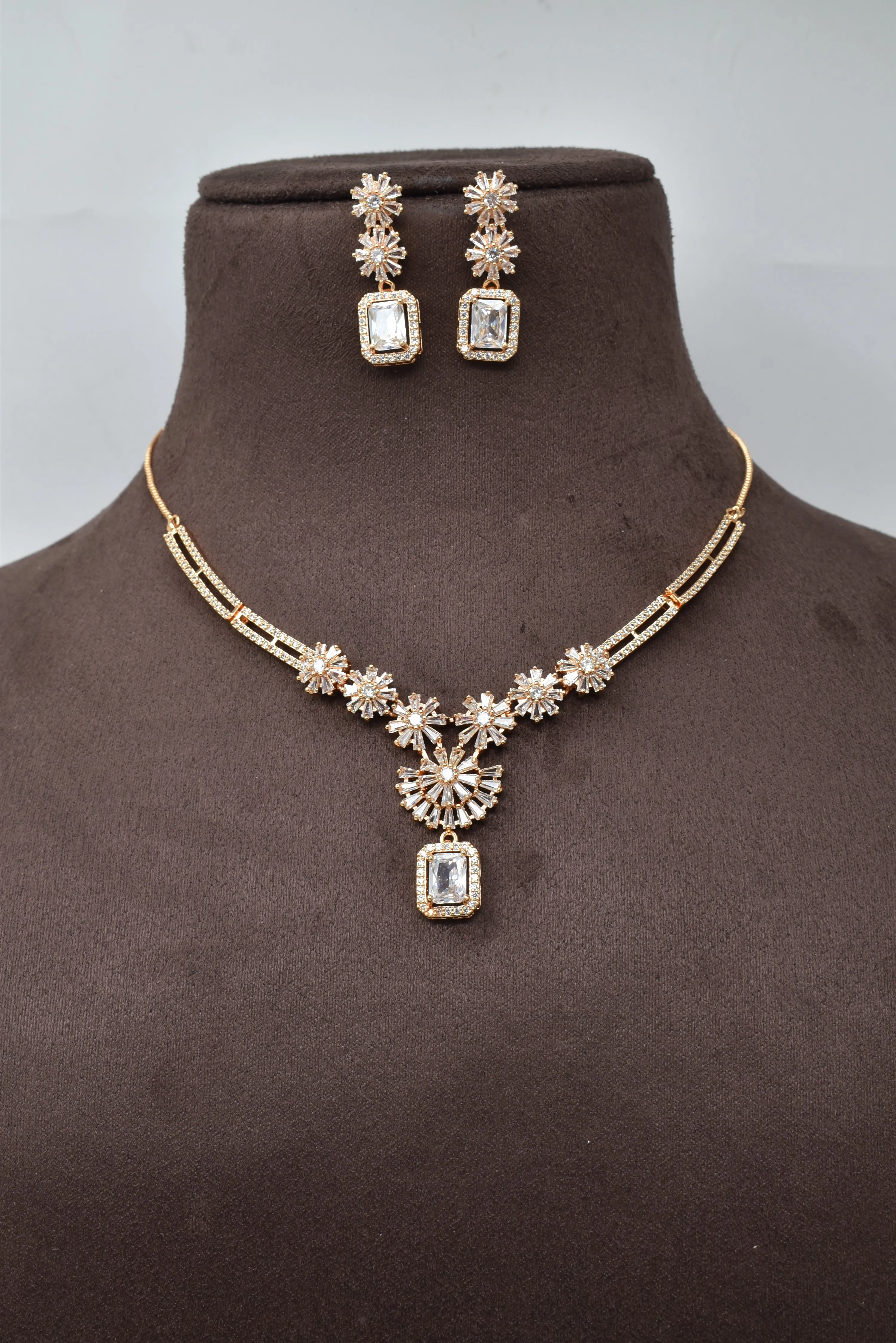 Glamorous Rosegold Set - Iconic Beauty