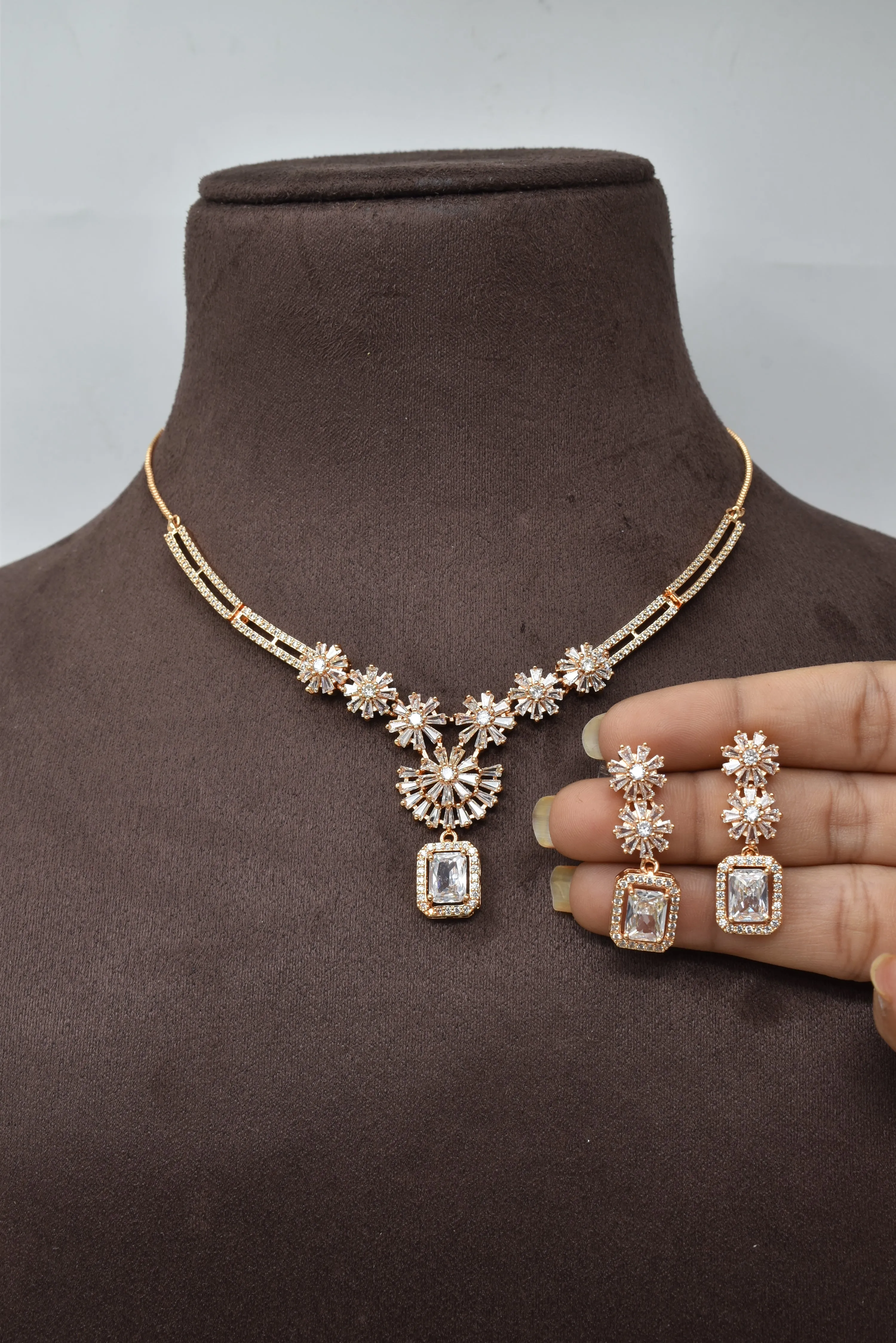 Glamorous Rosegold Set - Iconic Beauty