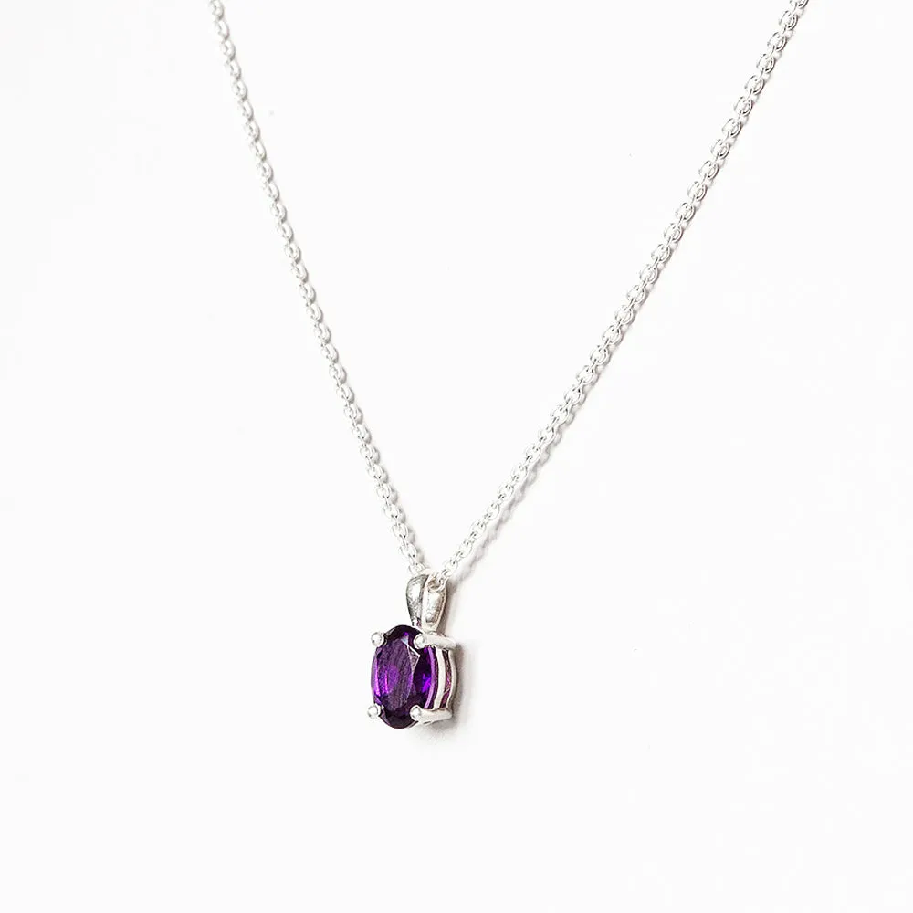 Luna, an Oval cut Amethyst Necklace - 7x5mm