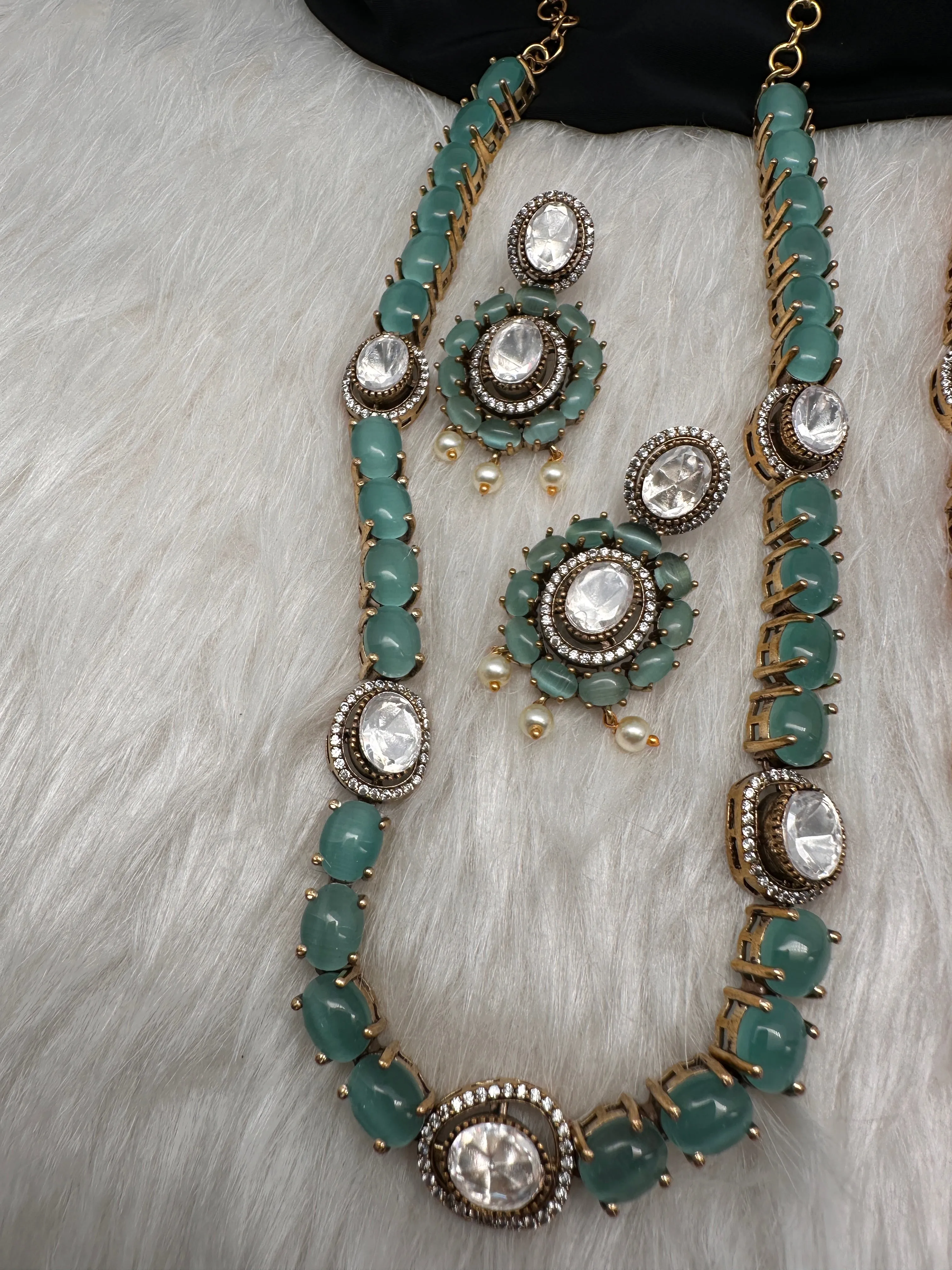 Moissanite Monalisa Color Stone Short Necklace
