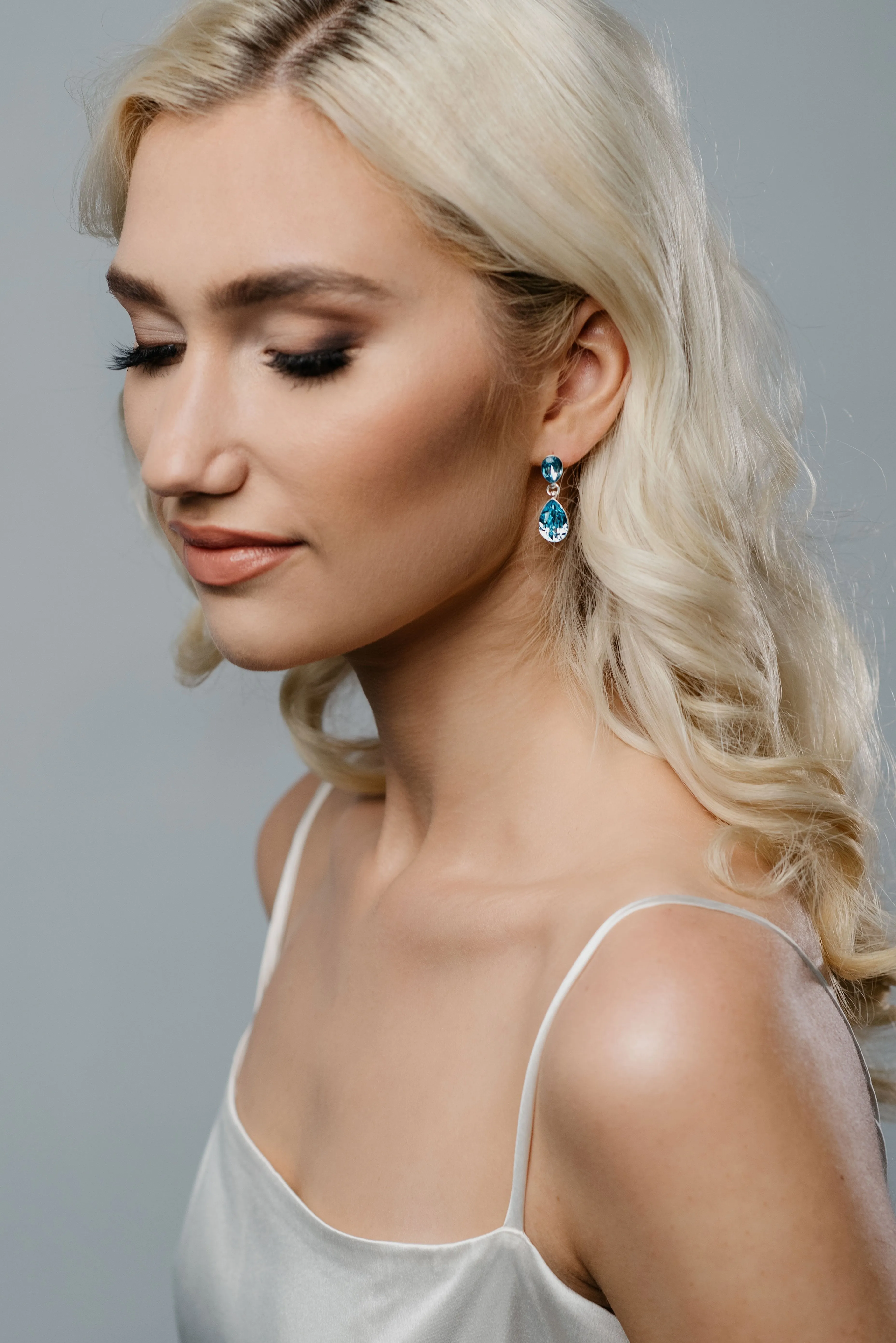 Pear crystal drop bridal earrings - REGN