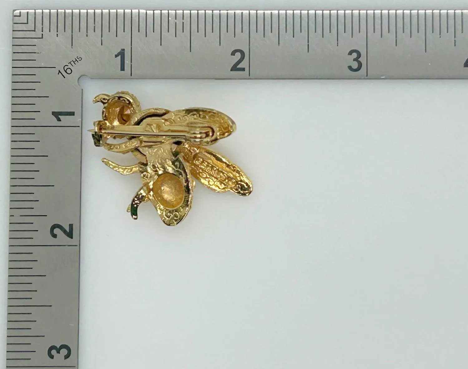 Vintage Gerry's Golden Bee Brooch with Great Detail