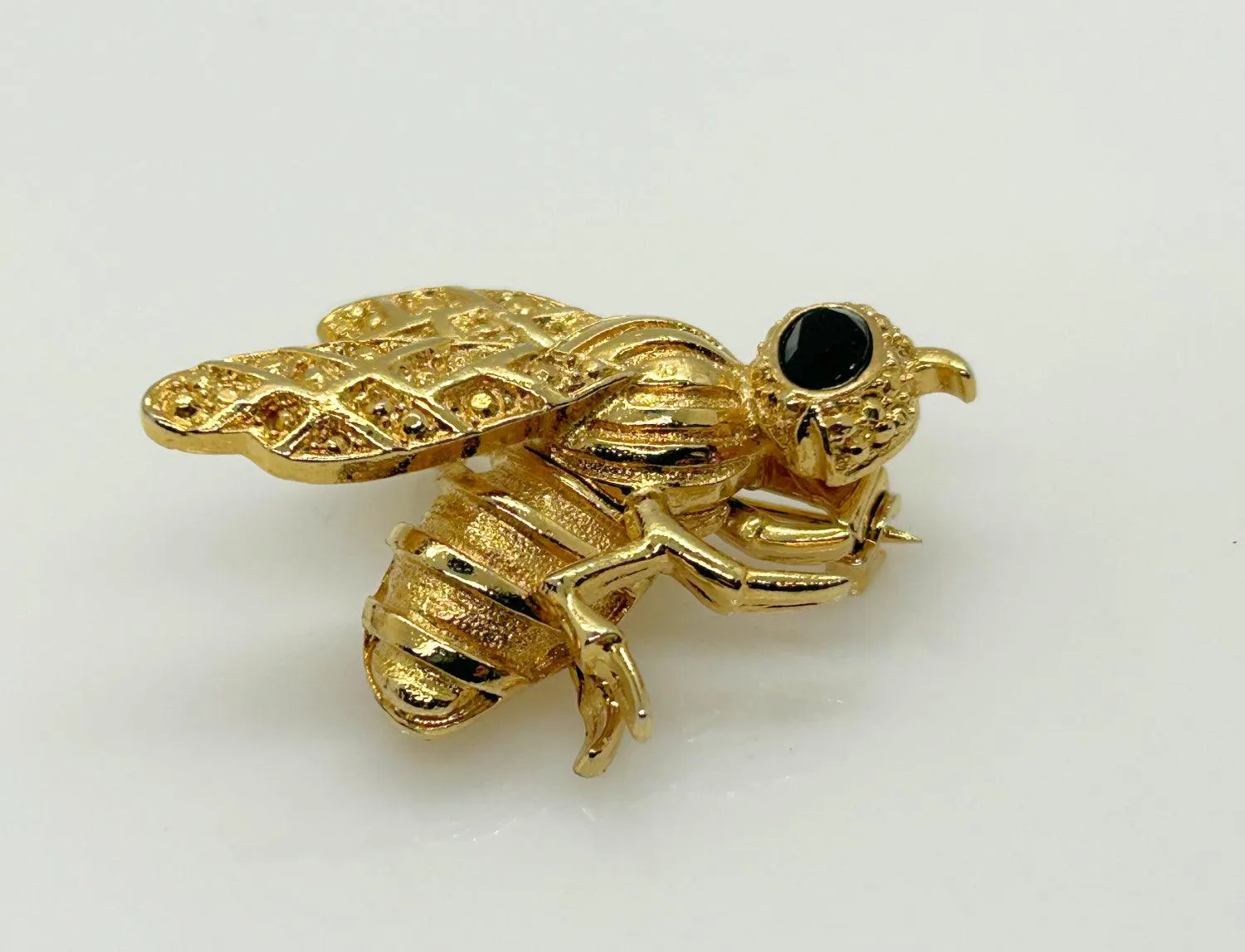 Vintage Gerry's Golden Bee Brooch with Great Detail