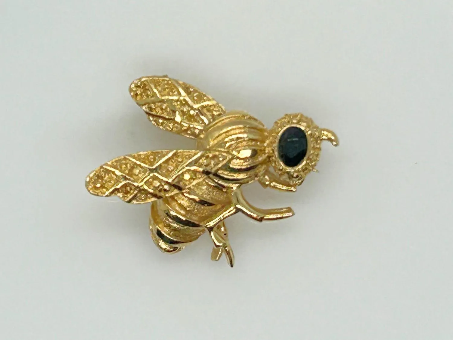 Vintage Gerry's Golden Bee Brooch with Great Detail